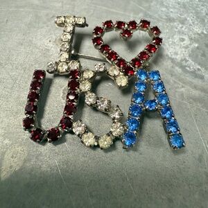 Vintage 1980’s I Love USA Brooch